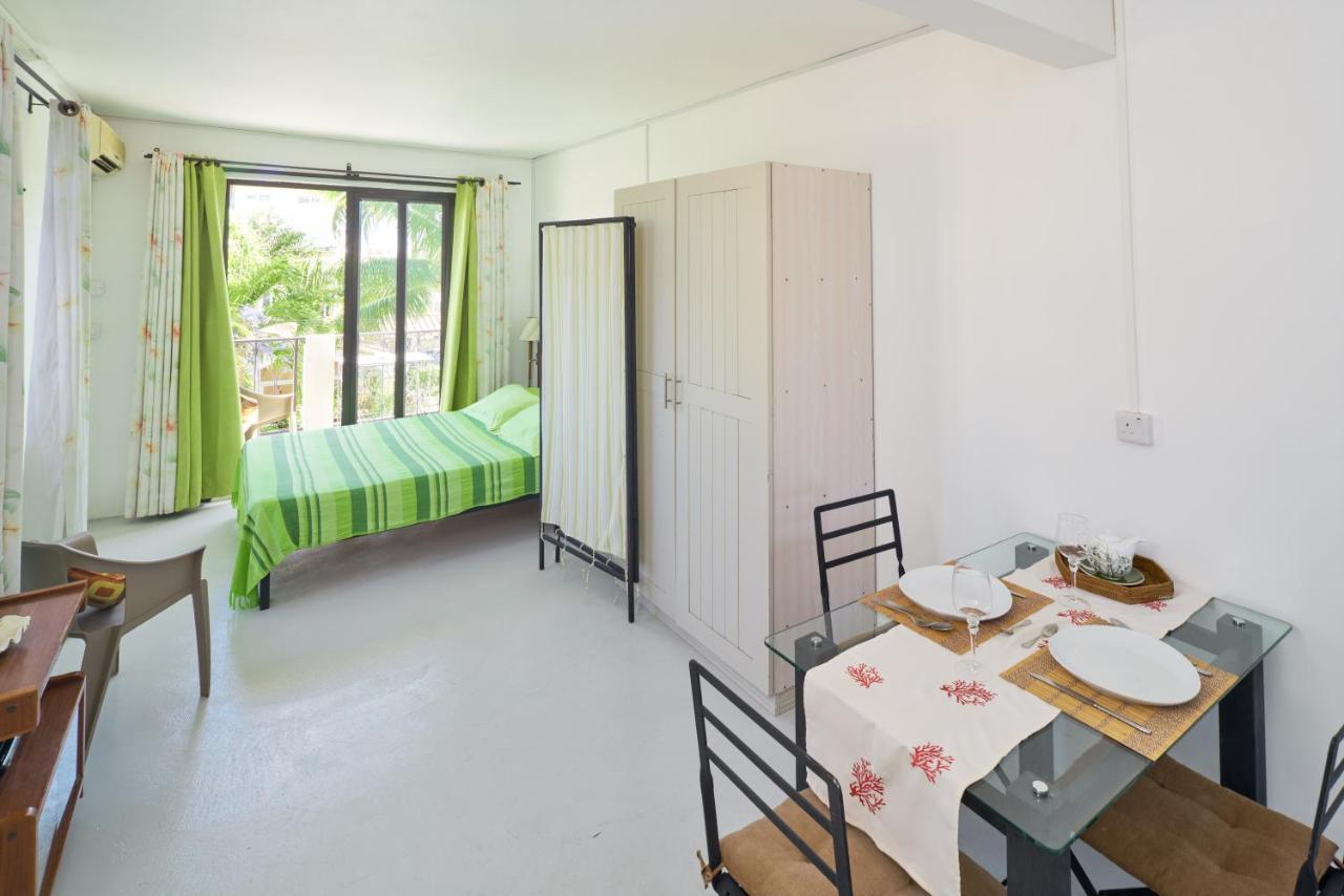 Cosy Studio #1 - Pereybere Pereybere Beach Exterior photo
