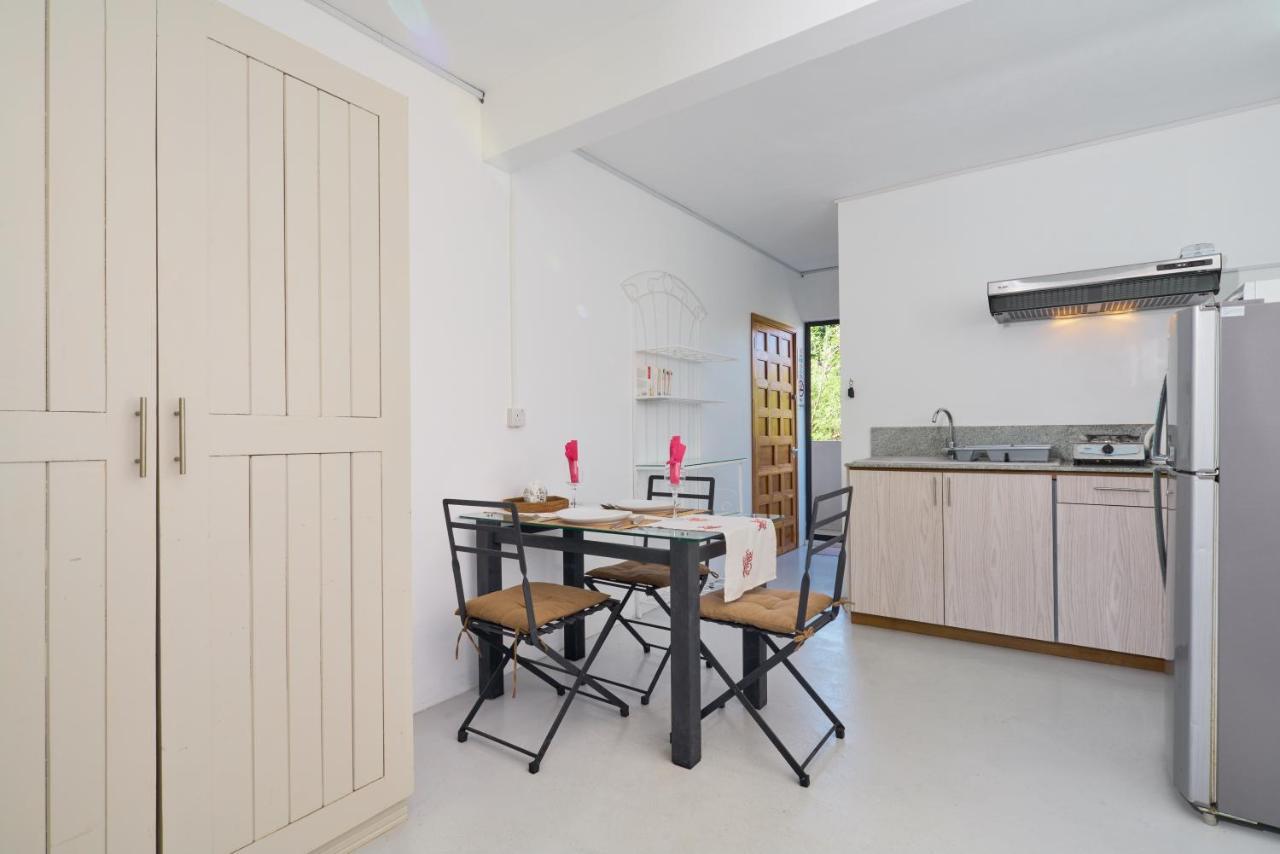 Cosy Studio #1 - Pereybere Pereybere Beach Exterior photo